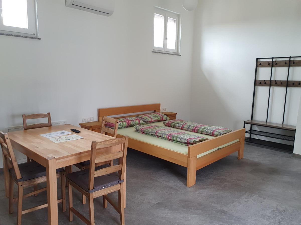 Gaestehaus Martha รูสท์ ภายนอก รูปภาพ